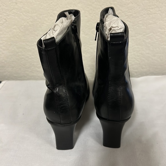 Booties - Picture 3 of 4